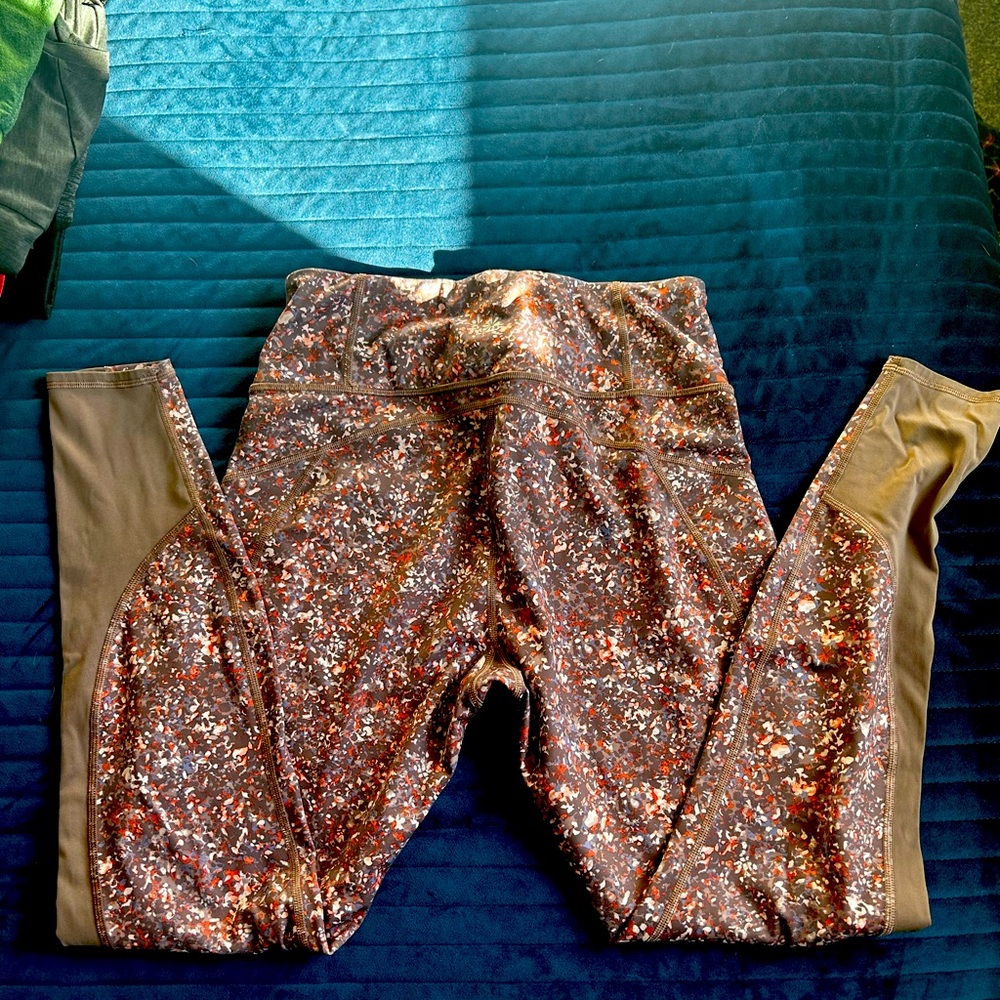 Athleta rainier leggings, medium